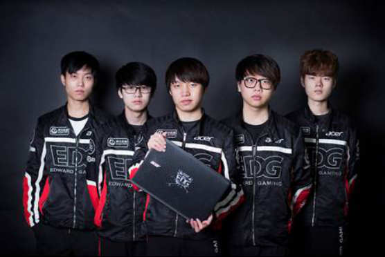 出现伤病 出现伤病